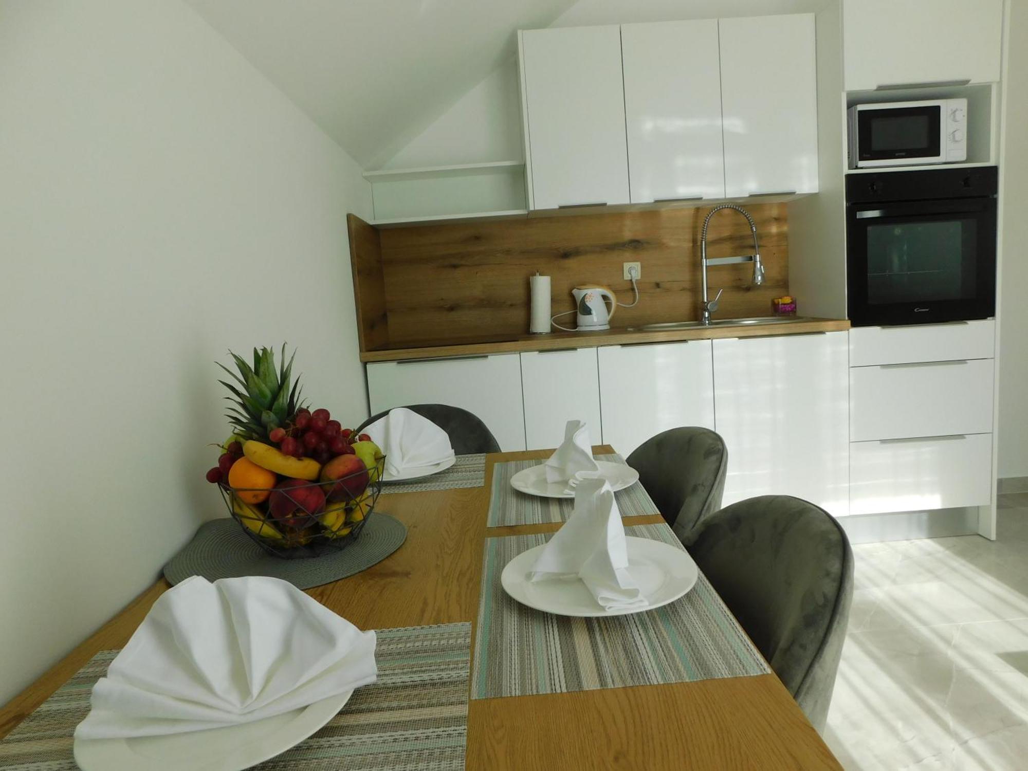 Apartman Nativis Otočac Zewnętrze zdjęcie